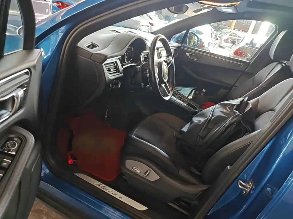 Porsche Macan 2016 Macan 2.0T фото 15