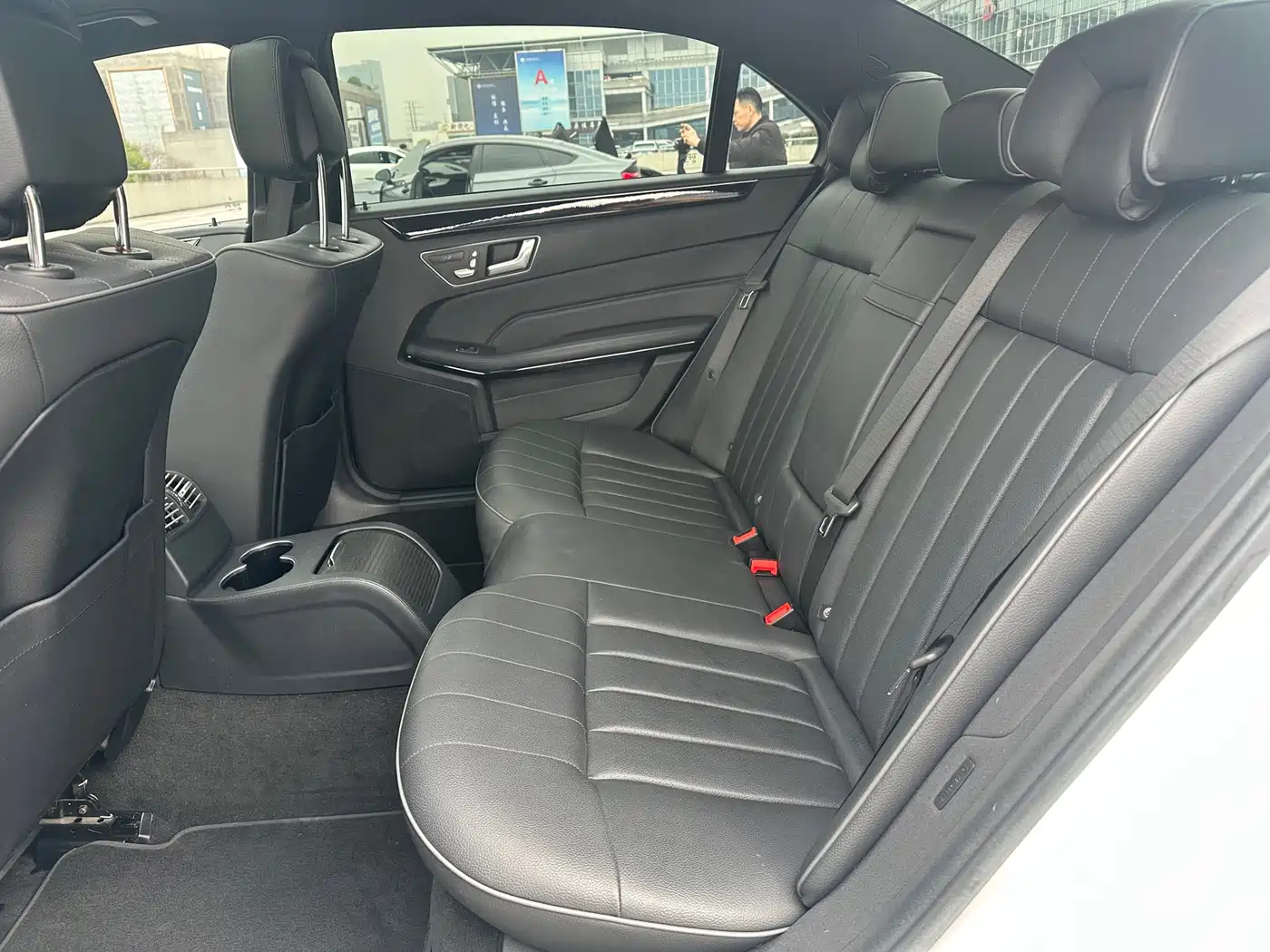Mercedes-Benz E-Class 2015 E 260 L Sport фото 22