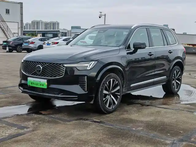 Volvo XC90 Plug-in Hybrid 2025 Facelift T8 Smart Premium Luxury 7-seater — фото 1