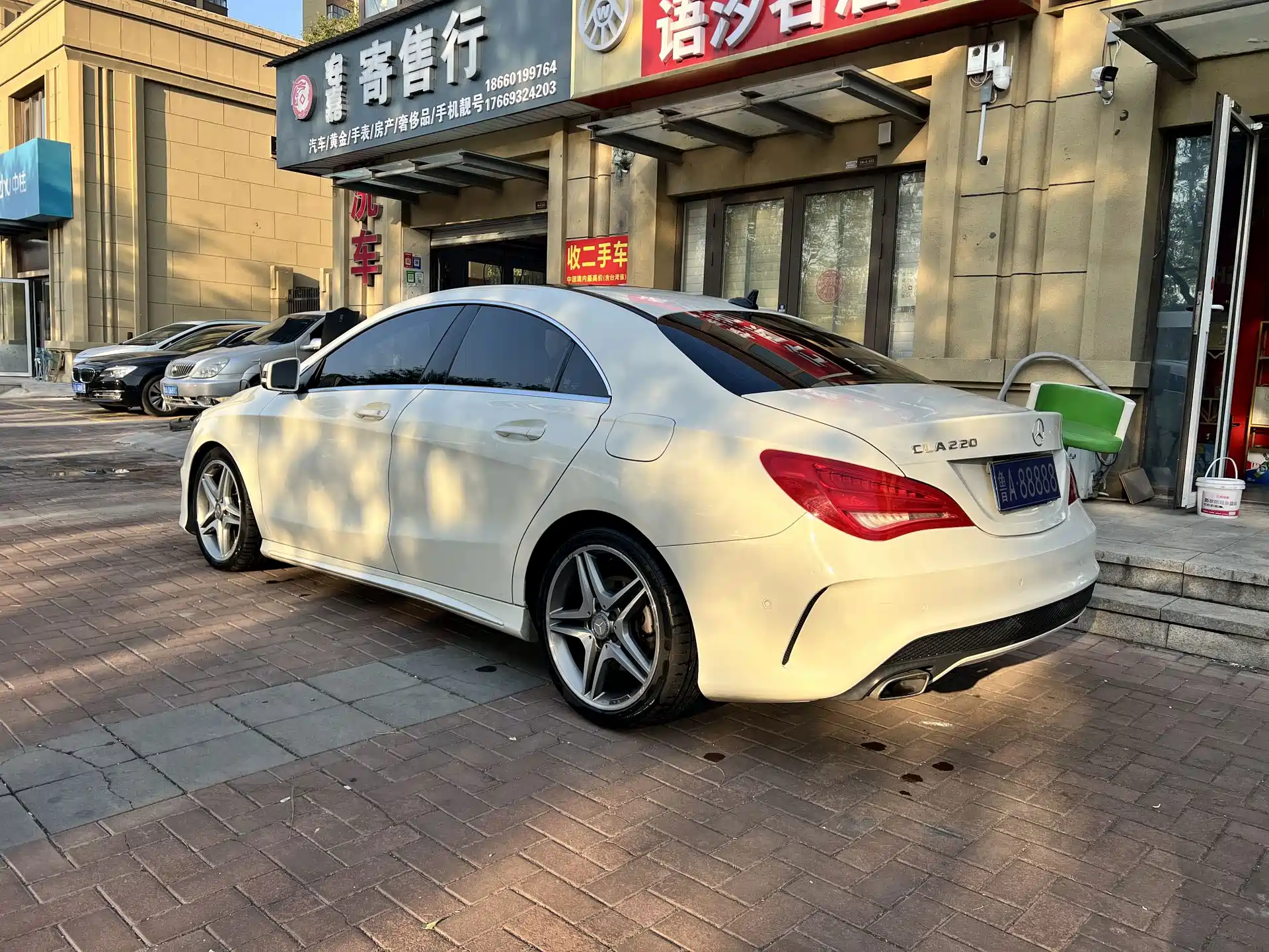 Photo 5 - Mercedes-Benz CLA (Import)