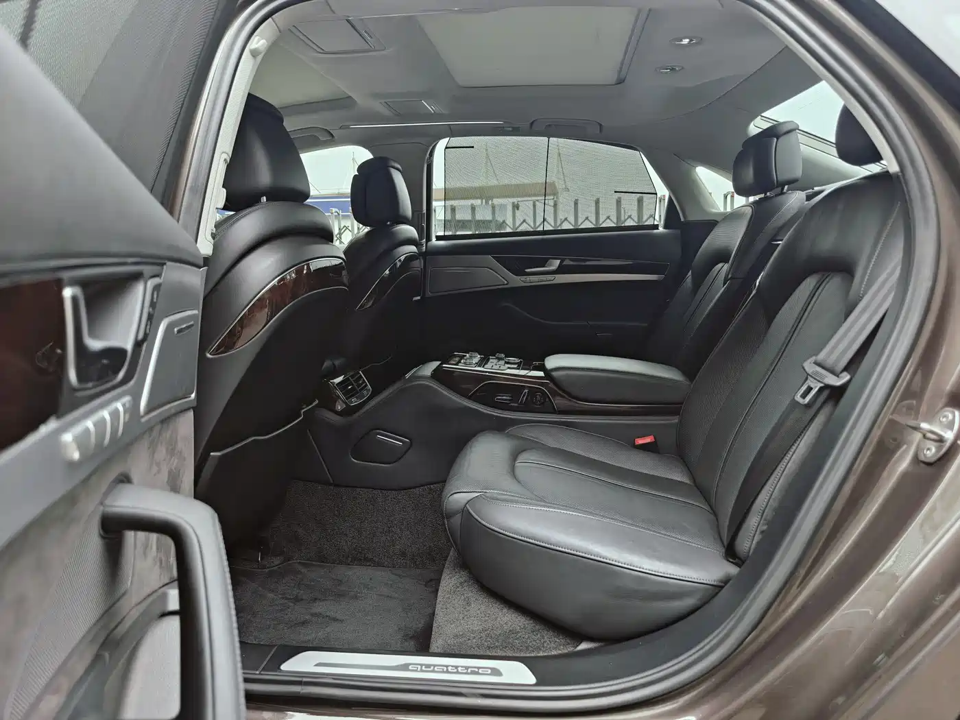 Audi A8 2014 A8L 45 TFSI quattro Luxury фото 12