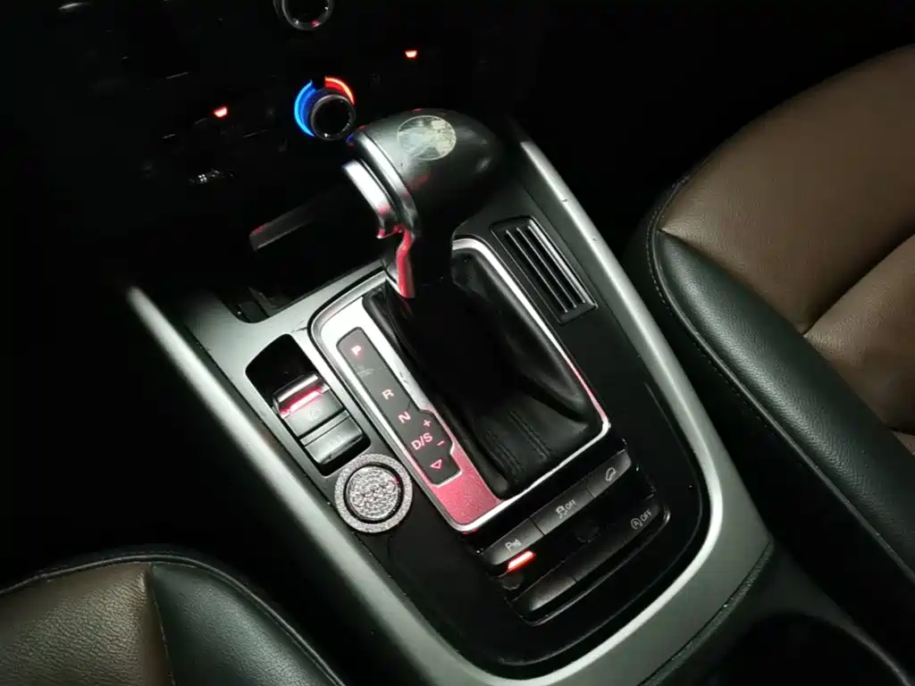 Фото 21 - Audi Q5