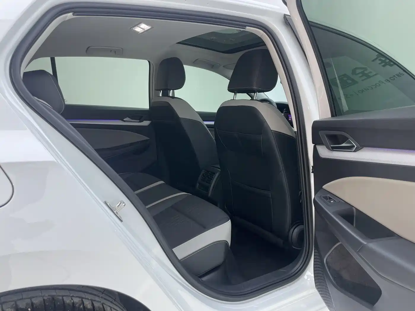 Volkswagen Golf 2023 280TSI DSG Pro фото 29
