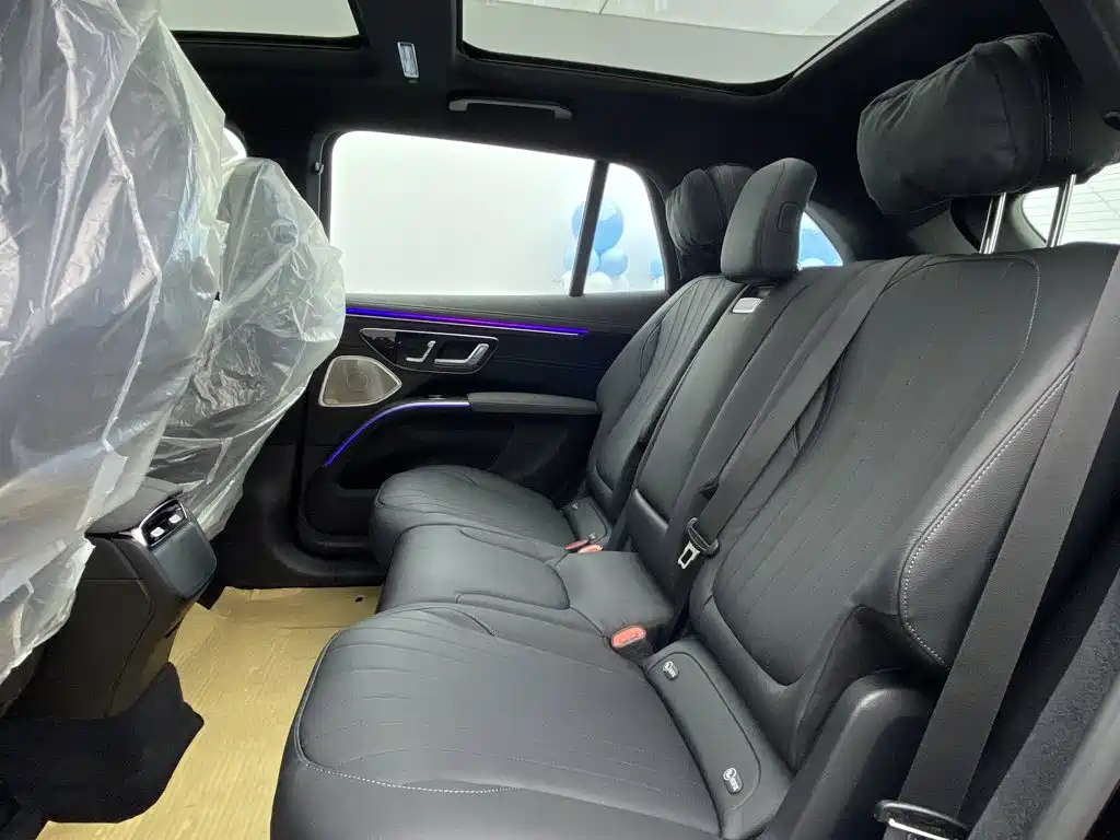 Mercedes-Benz EQS SUV 2026 2025 Model 500 4MATIC