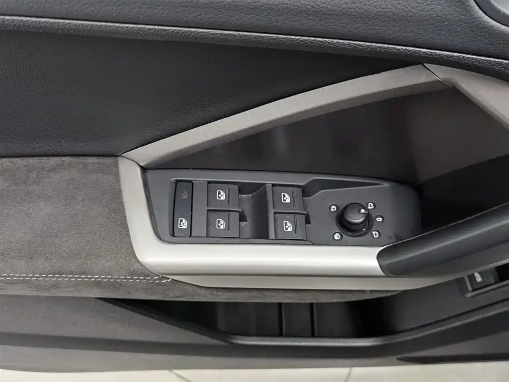 Audi Q3 2021 35 TFSI Fashion Sport фото 9