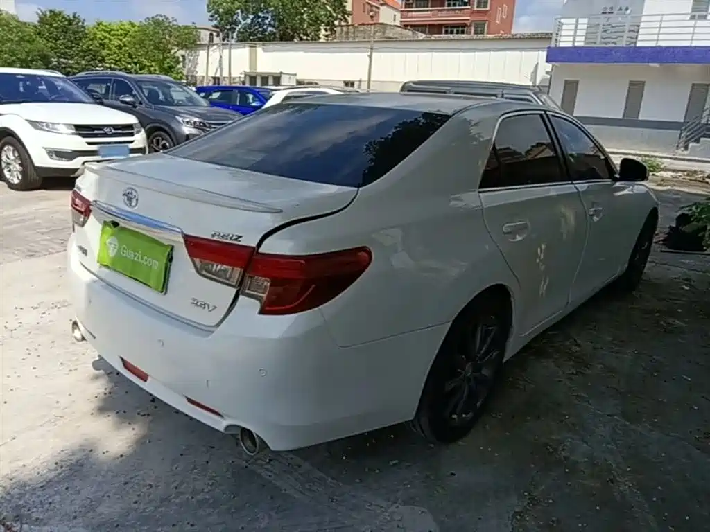 Toyota Reiz 2013 2.5V Elite Edition фото 7