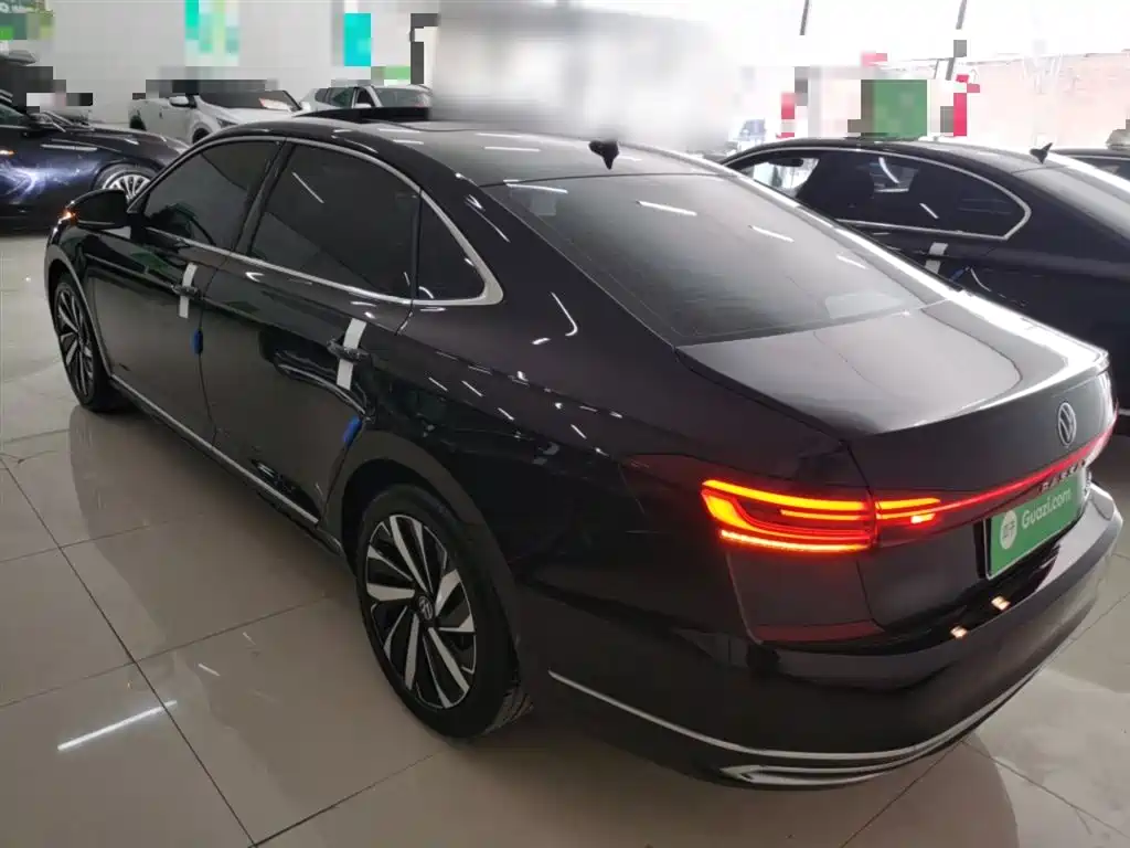 Volkswagen Passat 2024 330TSI Elite Edition фото 23