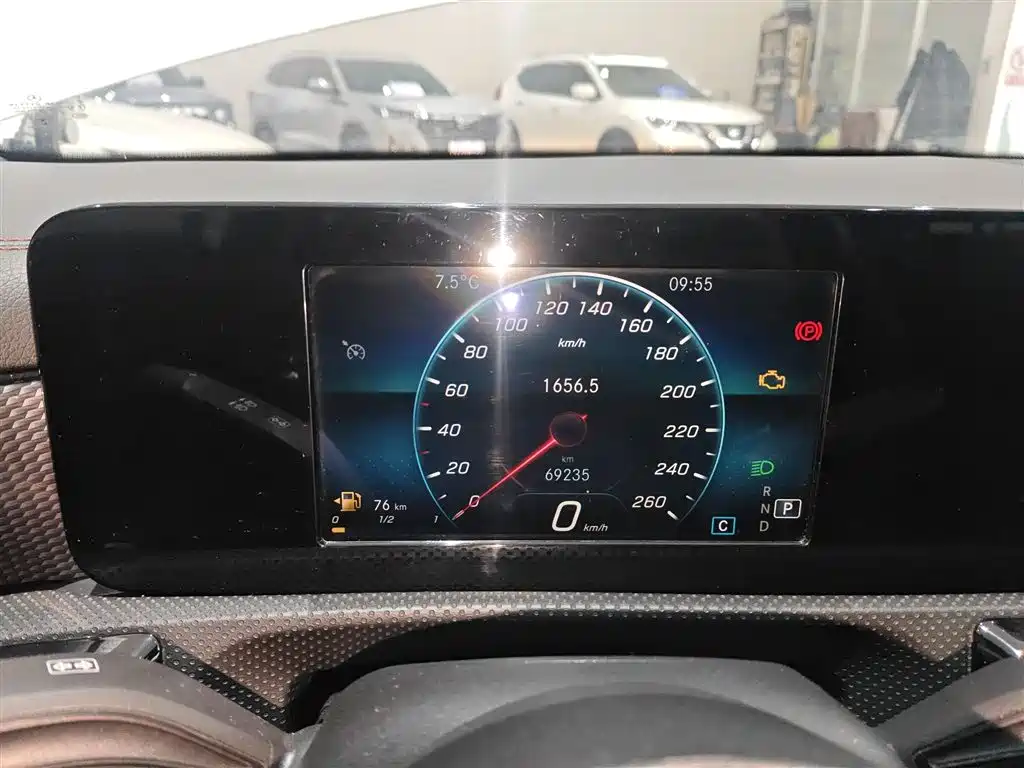 Mercedes-Benz A-Class 2019 A 180 L Sport Sedan фото 12