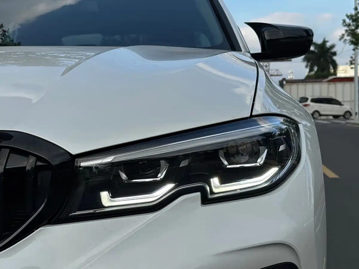 BMW 3 Series 2021 325Li M Sport Night Edition фото 3