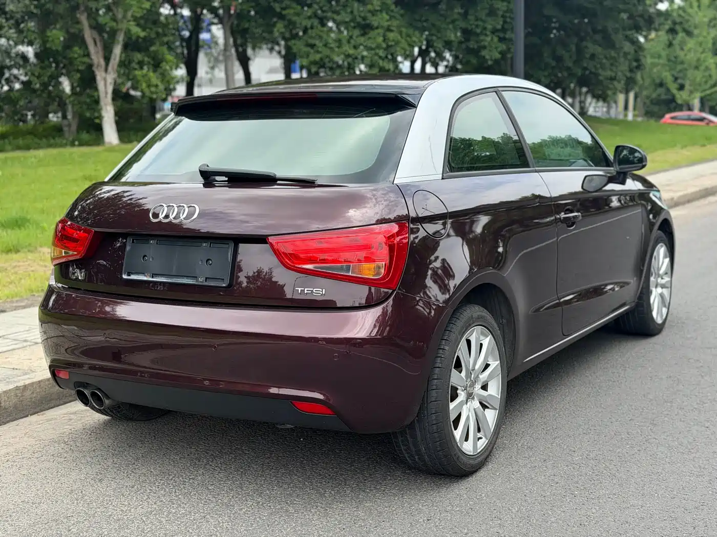 Audi A1 2012 1.4 TFSI Ego plus фото 7