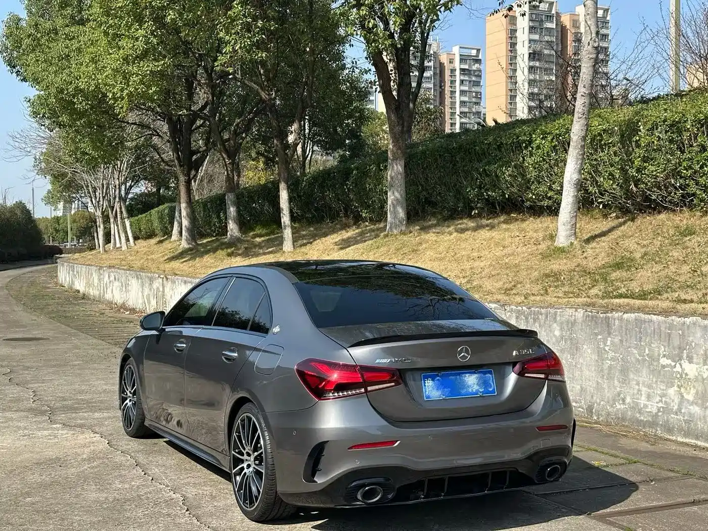 Mercedes-Benz A-Class AMG 2023 Model Year AMG A 35 L 4MATIC фото 7