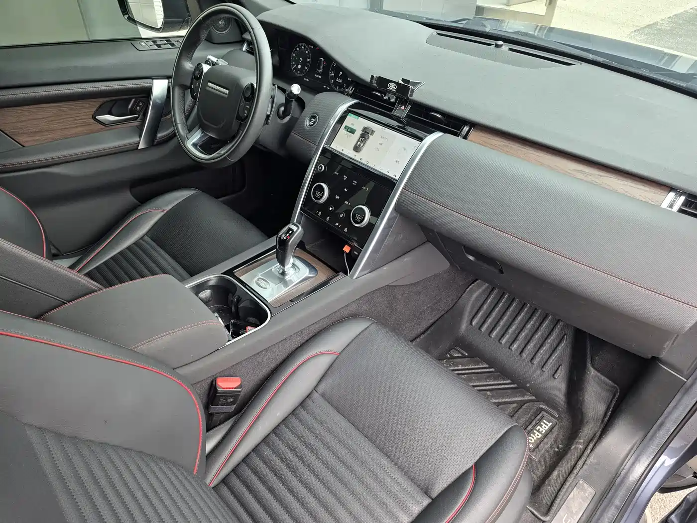 Land Rover Discovery Sport 2021 249PS R-Dynamic S Performance Edition фото 10