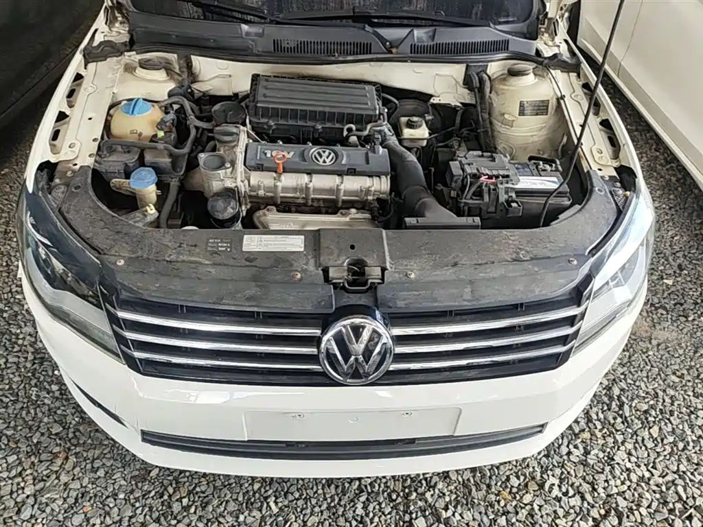 Volkswagen Bora 2015 Quality Edition 1.6L Automatic Fashion фото 20