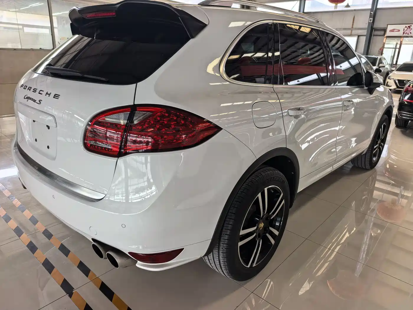 Porsche Cayenne фото 4