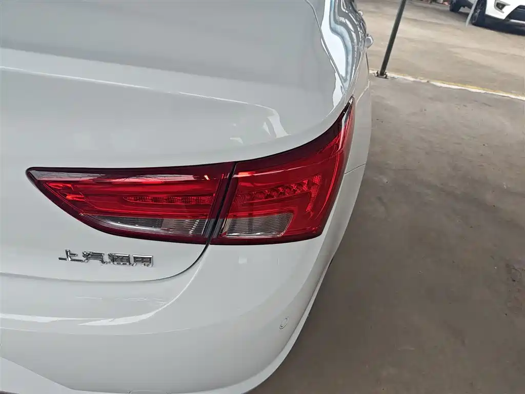 Buick Verano 2019 Sedan 15S Auto Leading фото 8