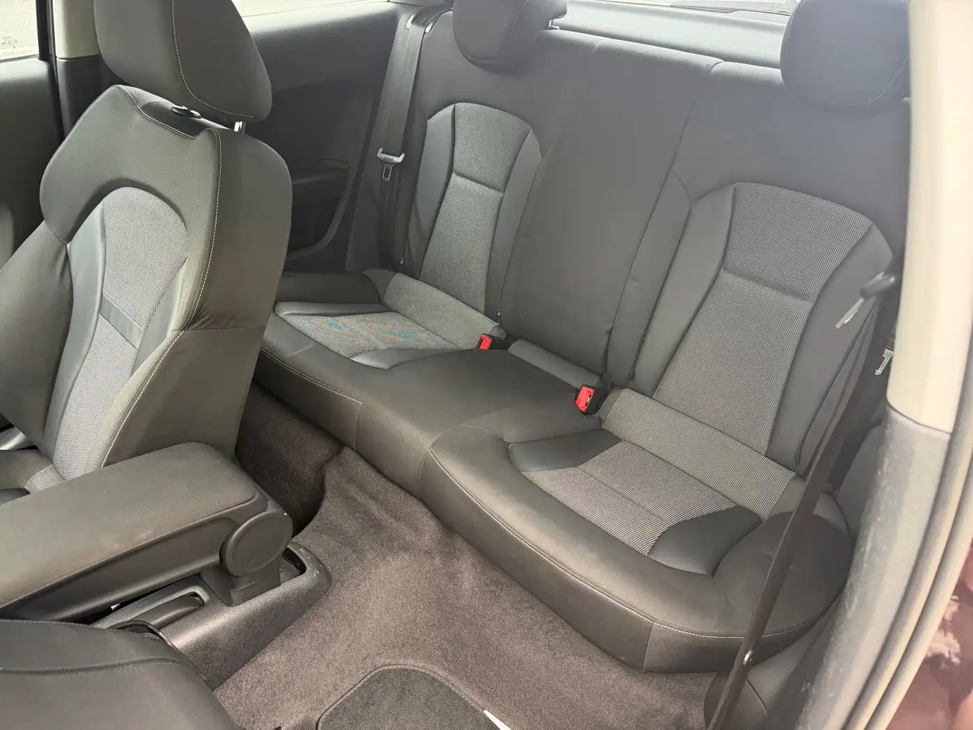 Audi A1 2012 1.4 TFSI Ego plus фото 10