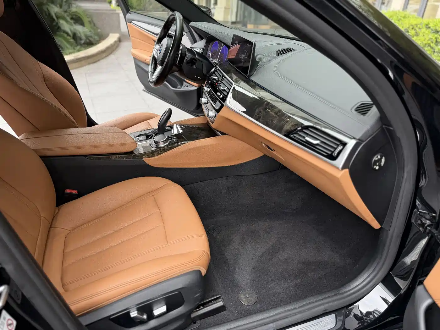BMW 5 Series 2019 530Li xDrive M Sport Package фото 6