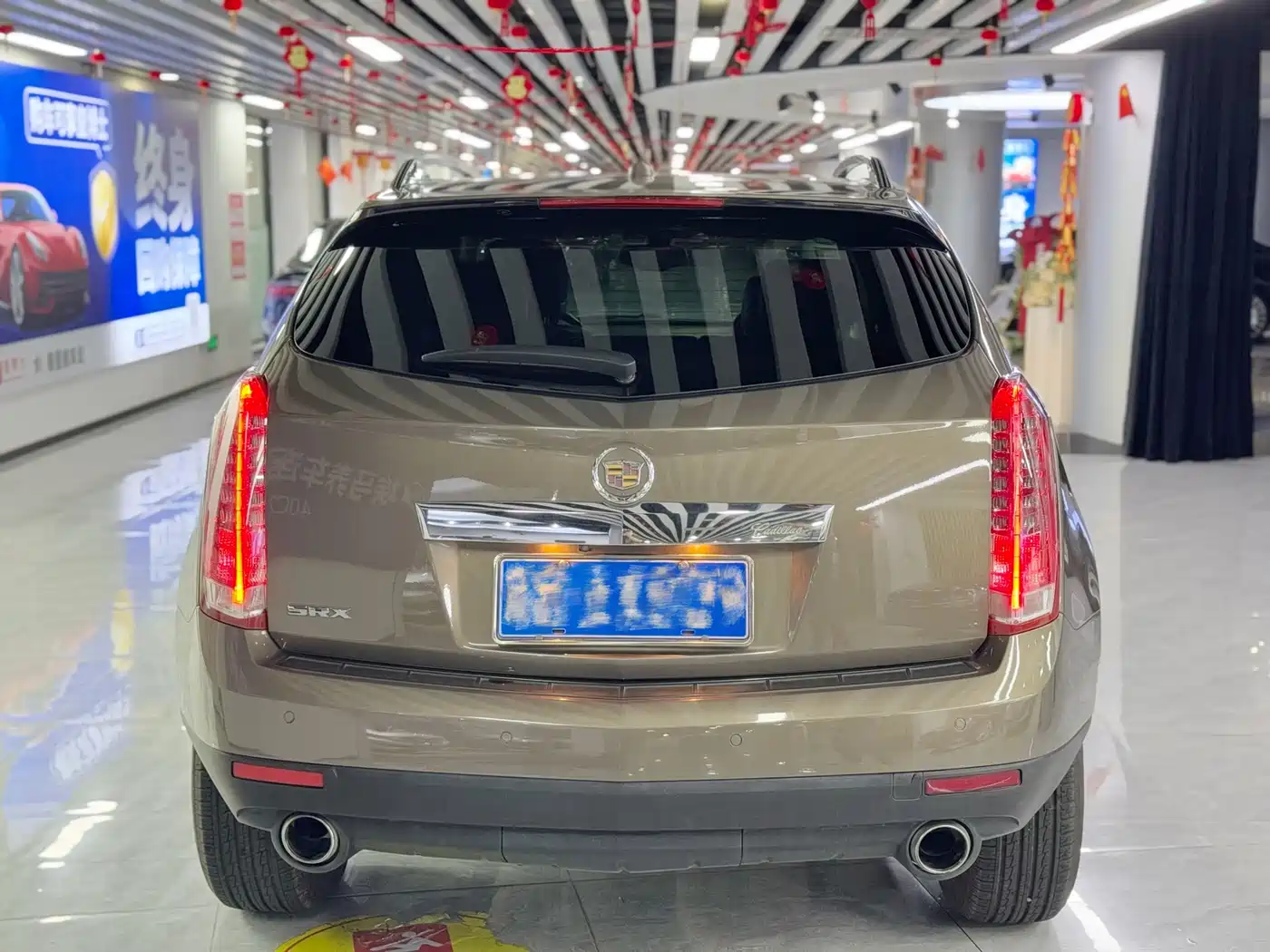 Cadillac SRX 2015 3.0L Elite фото 5