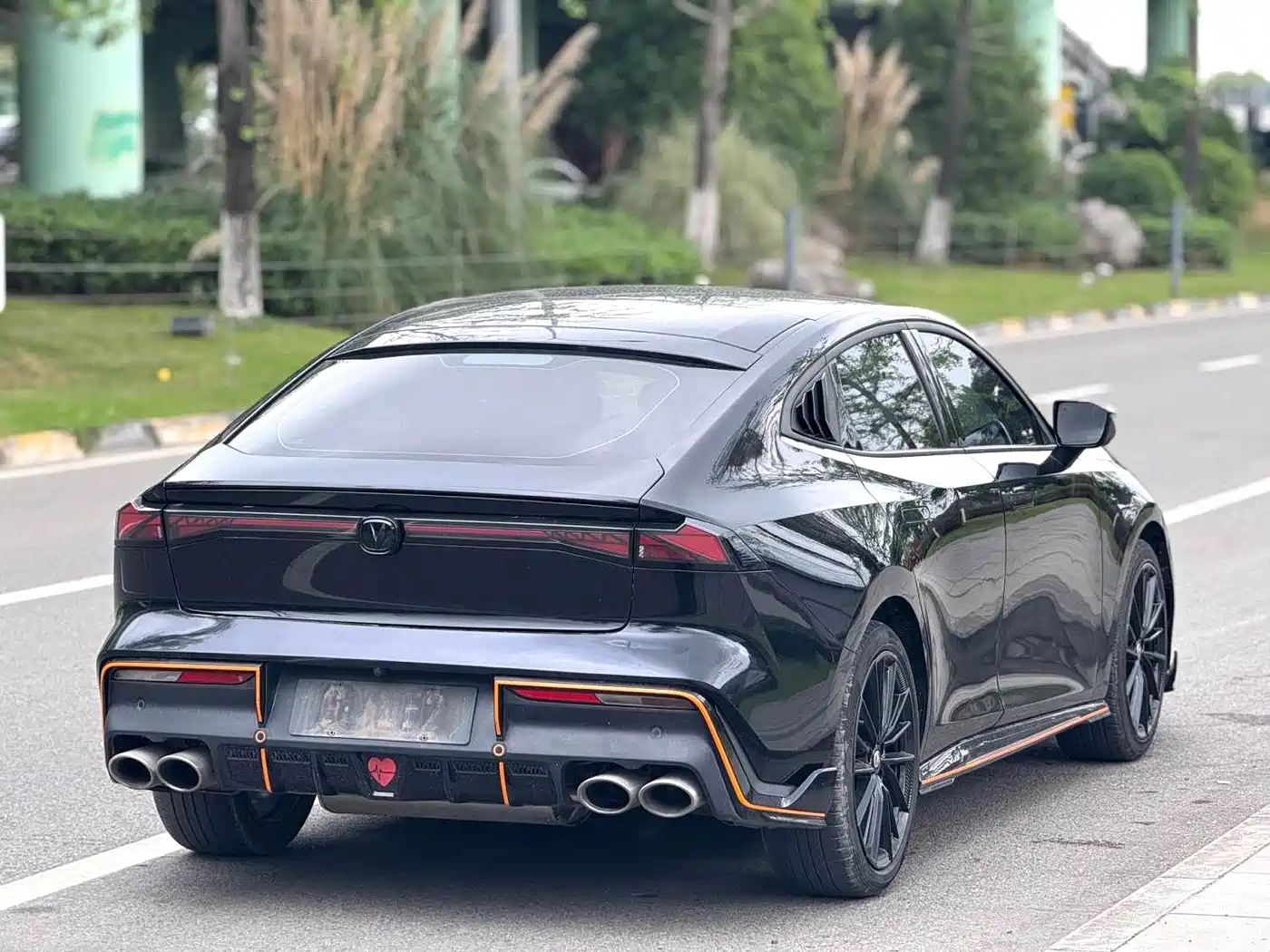 CHANGAN UNI-V