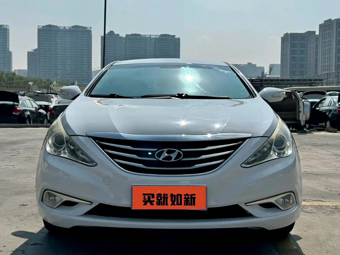 Hyundai Sonata 2013 2.0L Automatic Fashion Edition фото 2