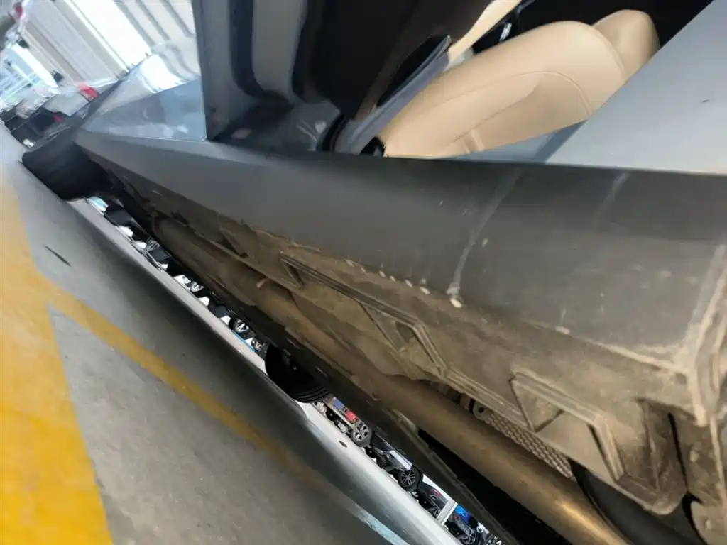 Geely Galaxy Galaxy L6 2024 125km PLUS Soaring Dragon Edition фото 22