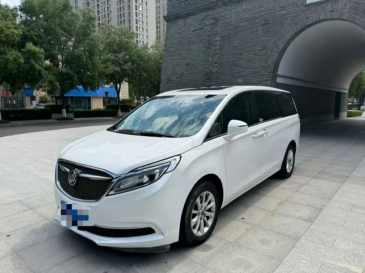  Buick Buick GL8 2017 ES 28T Comfort Type China V