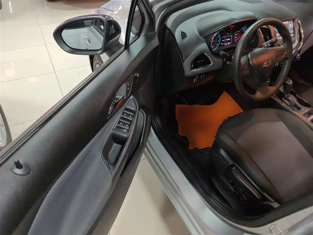 Chevrolet Cruze 2018 Redline 320 Automatic Pioneer Edition фото 12