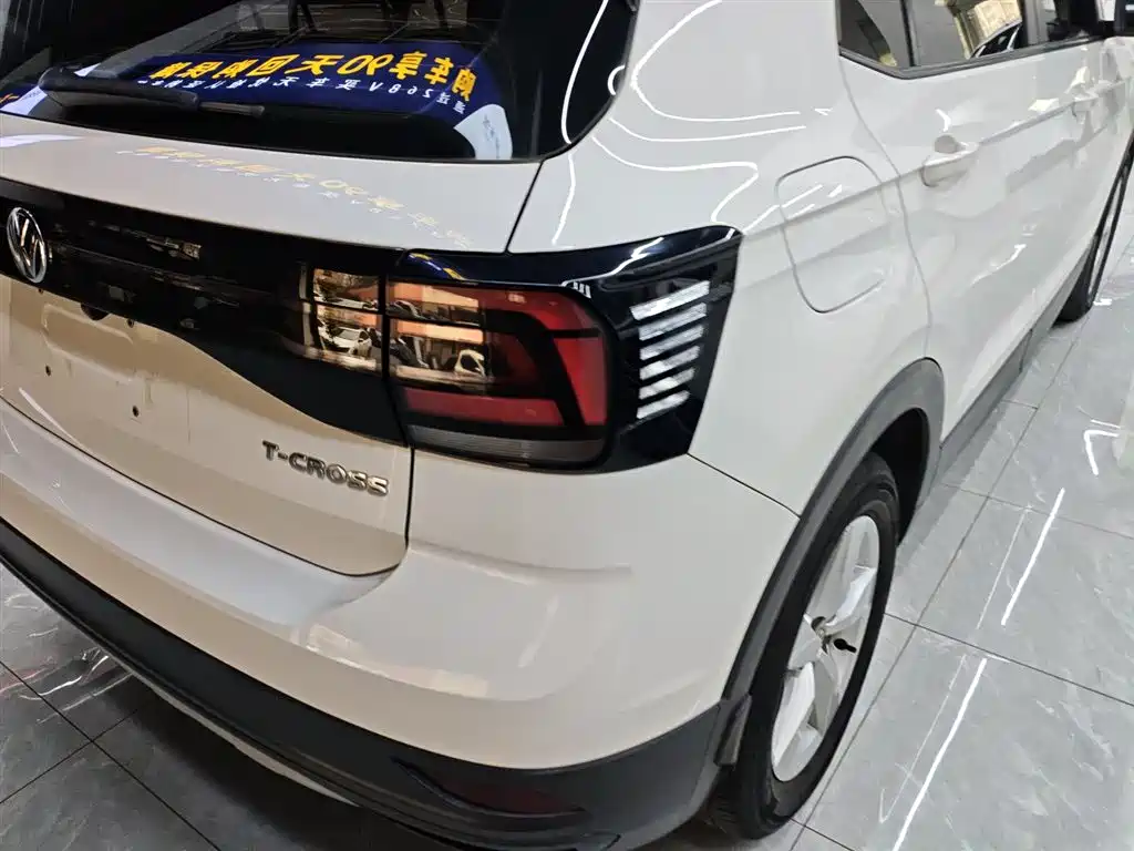 Volkswagen T-Cross 2019 1.5L Automatic Trend Edition фото 8