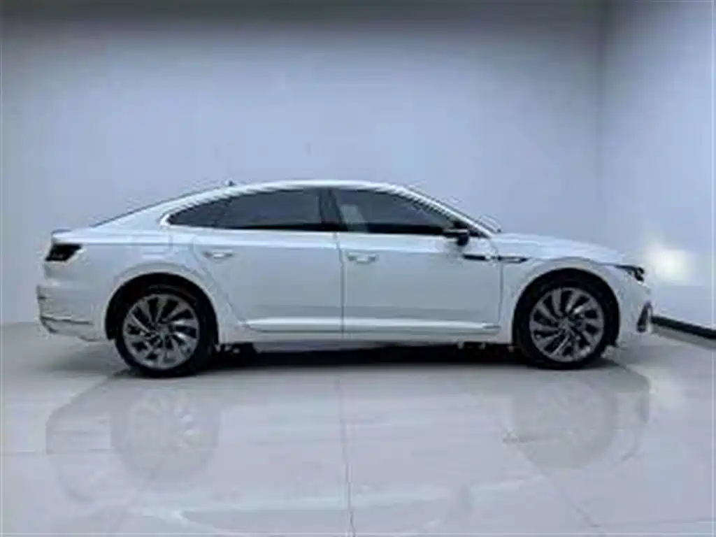 Volkswagen FAW-Volkswagen CC 2024 380TSI Eye-catching Edition фото 7