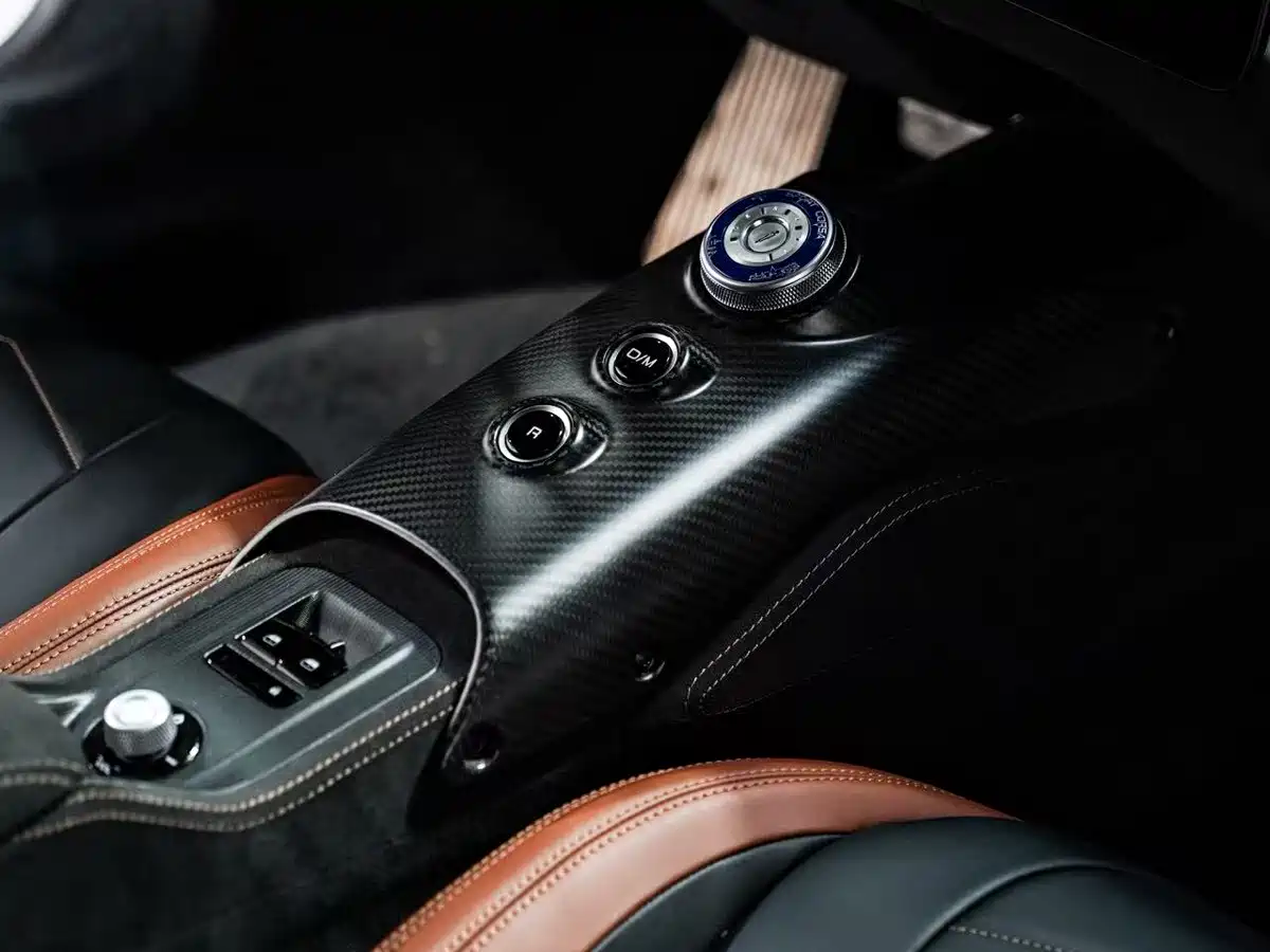 Maserati MC20 2023 3.0T Standard Edition фото 13