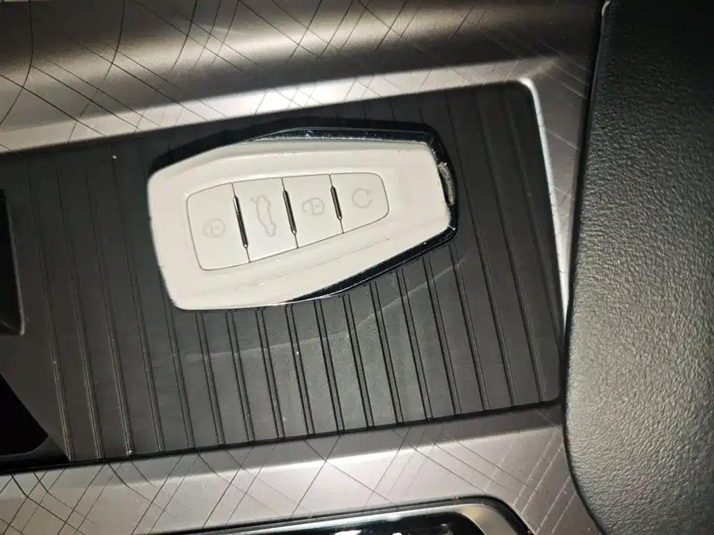 Фото 9 - Geely Preface