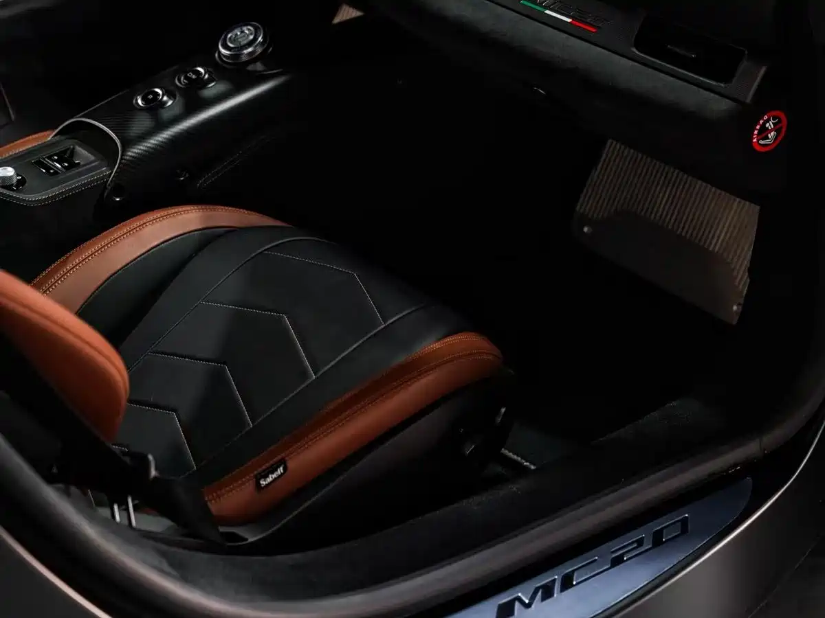 Maserati MC20 2023 3.0T Standard Edition фото 12