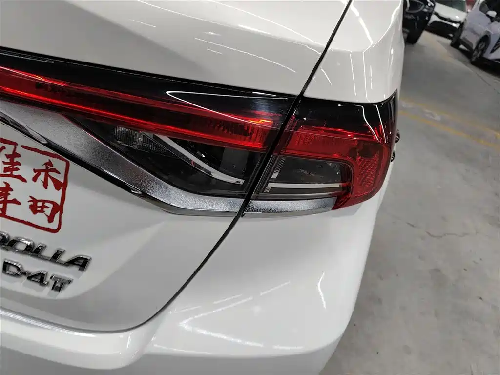 Toyota Corolla 2022 1.2T S-CVT Pioneer PLUS Edition фото 8