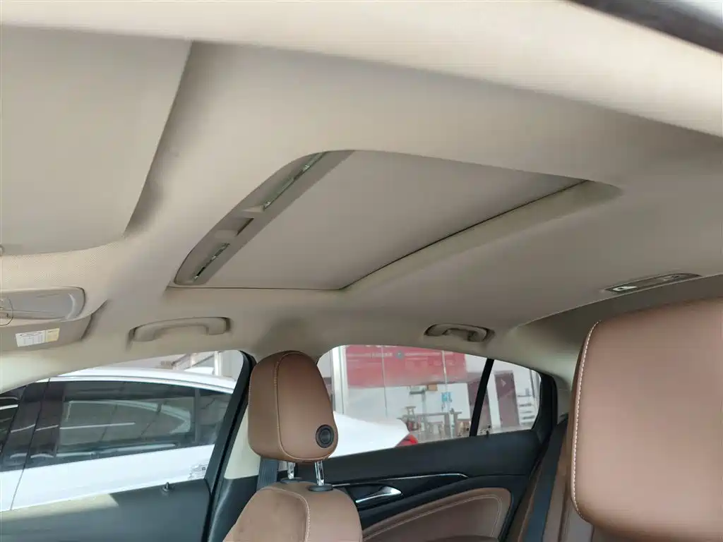 Buick Regal 2017 28T Premium Type фото 18