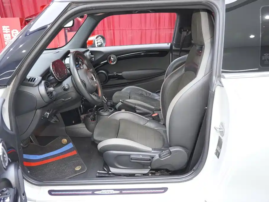MINI JCW 2021 2021 2.0T JOHN COOPER WORKS
