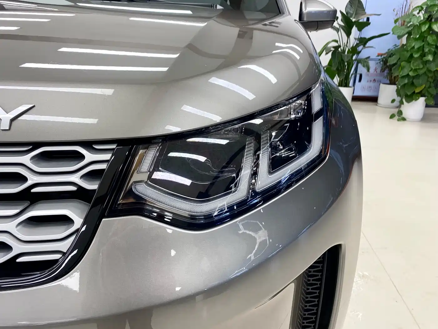 Land Rover Discovery Sport 2022 Model Facelift 249PS R-Dynamic S Performance Edition 5-seater фото 18