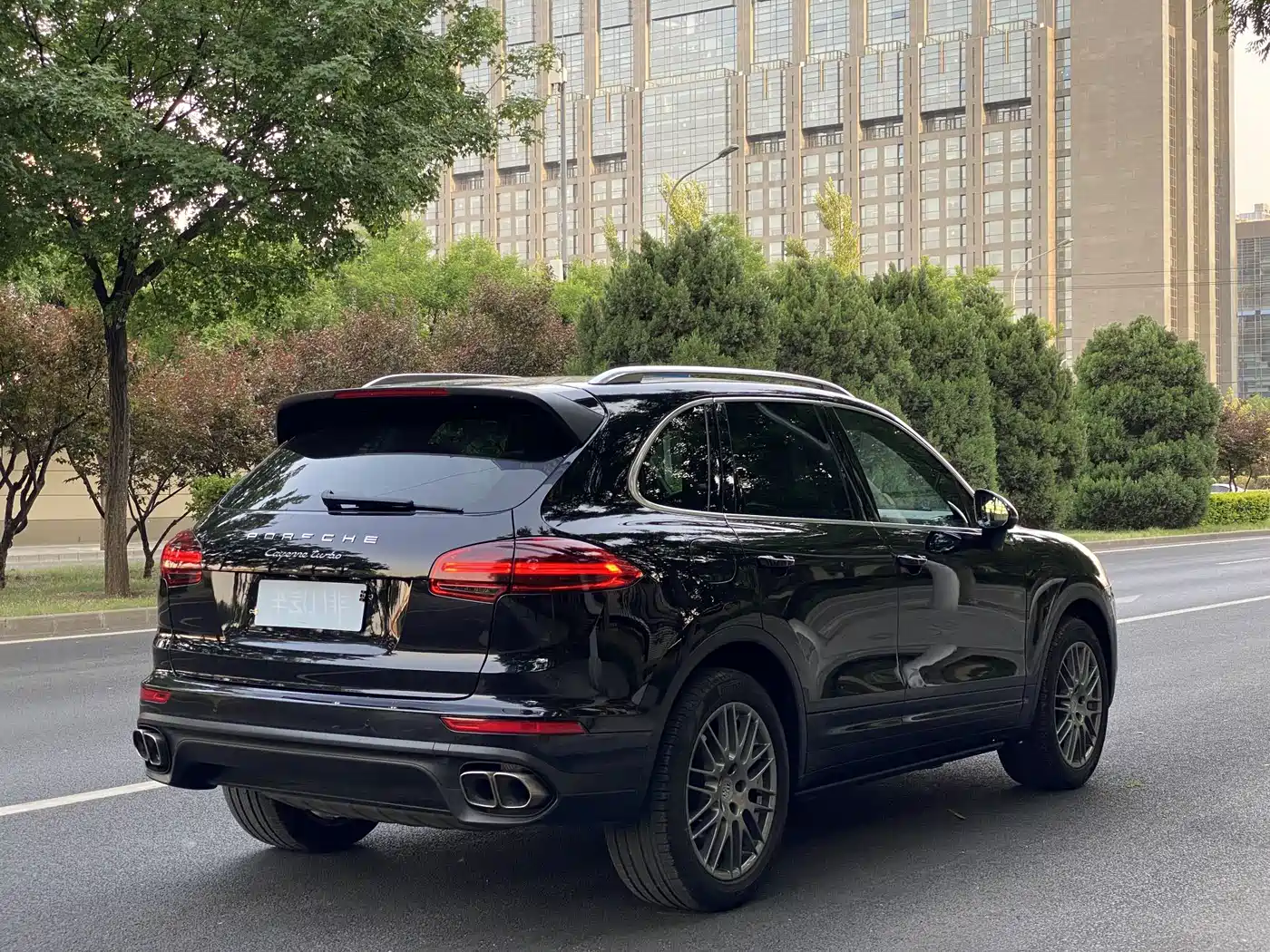 Porsche Cayenne 2015 Cayenne Turbo 4.8T фото 8