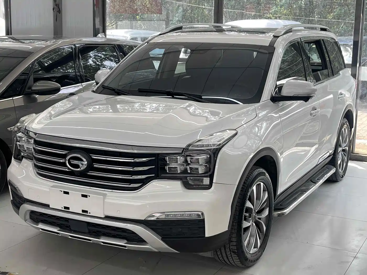 GAC Trumpchi Trumpchi GS8 2017 320T 2WD Luxury Smart Connect (7-seater)