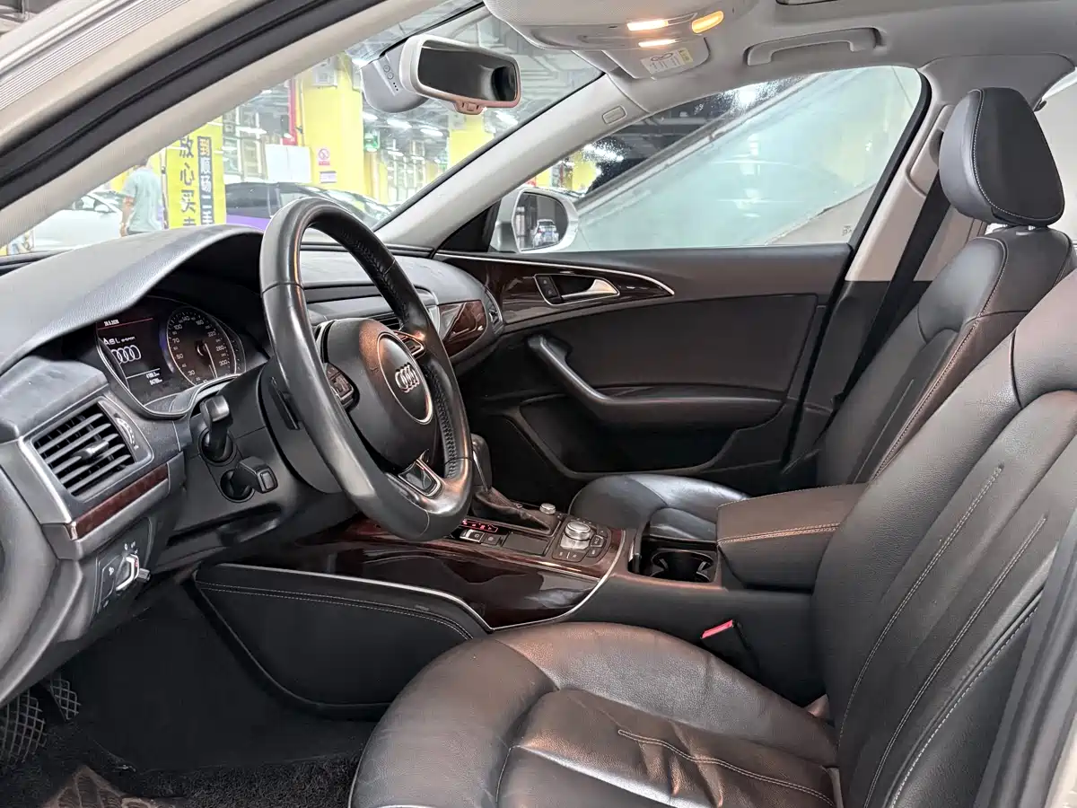 Audi A6L New Energy 2018 40 e-tron фото 5