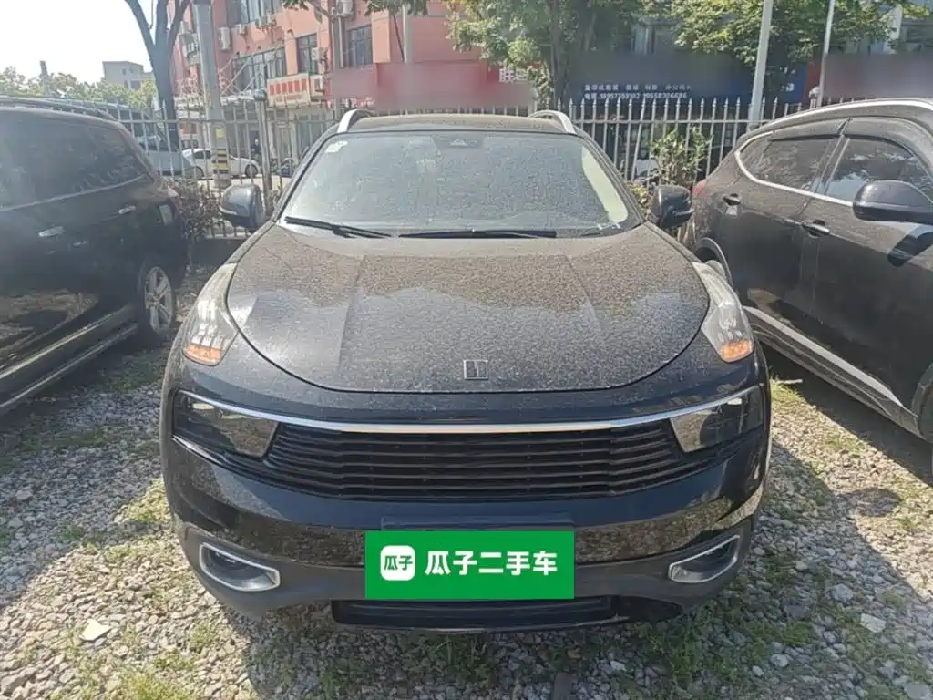 Lynk & Co 01 2017 2.0T 2WD Pro Version фото 3