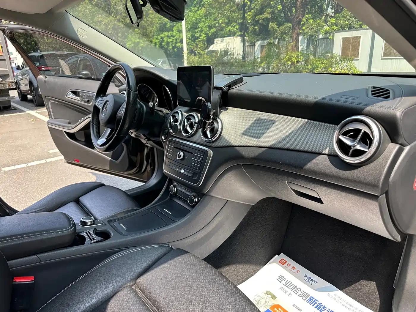Mercedes-Benz GLA 2016 GLA 200 Dynamic фото 12