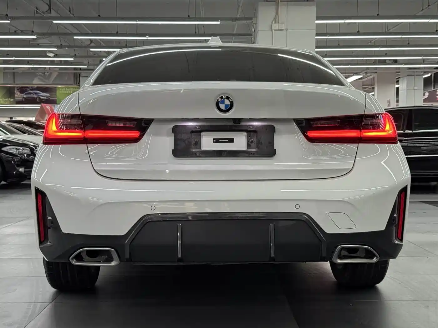 BMW 3 Series 2024 320i M Sport Package фото 10