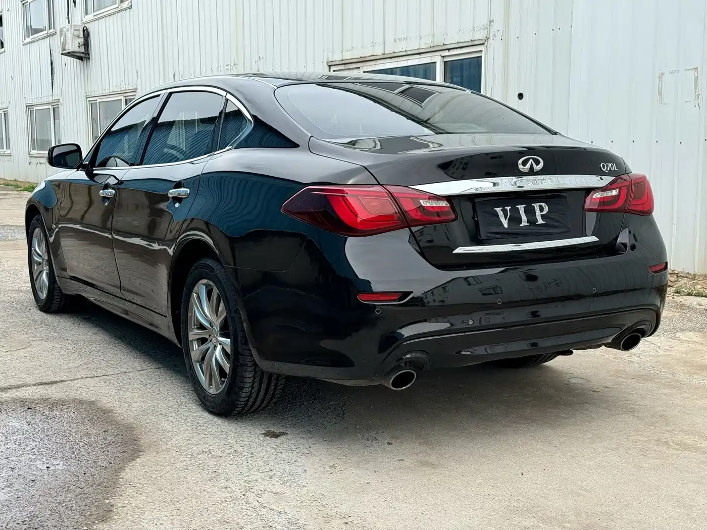 Infiniti Q70 2017 2017 Q70L 2.5L Elite Edition