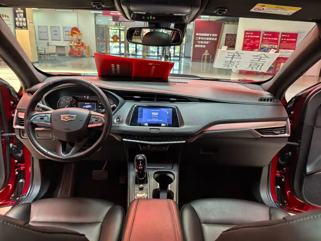 Cadillac XT4 2021 28T FWD Luxury Edition фото 11