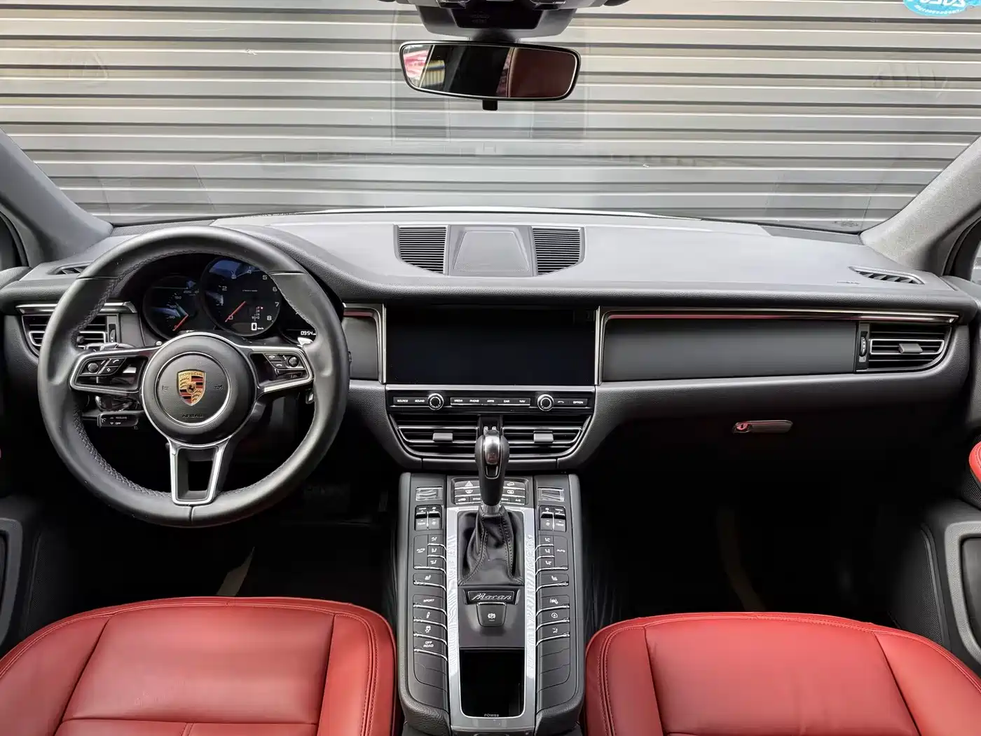 Porsche Macan 2018 Macan 2.0T фото 6