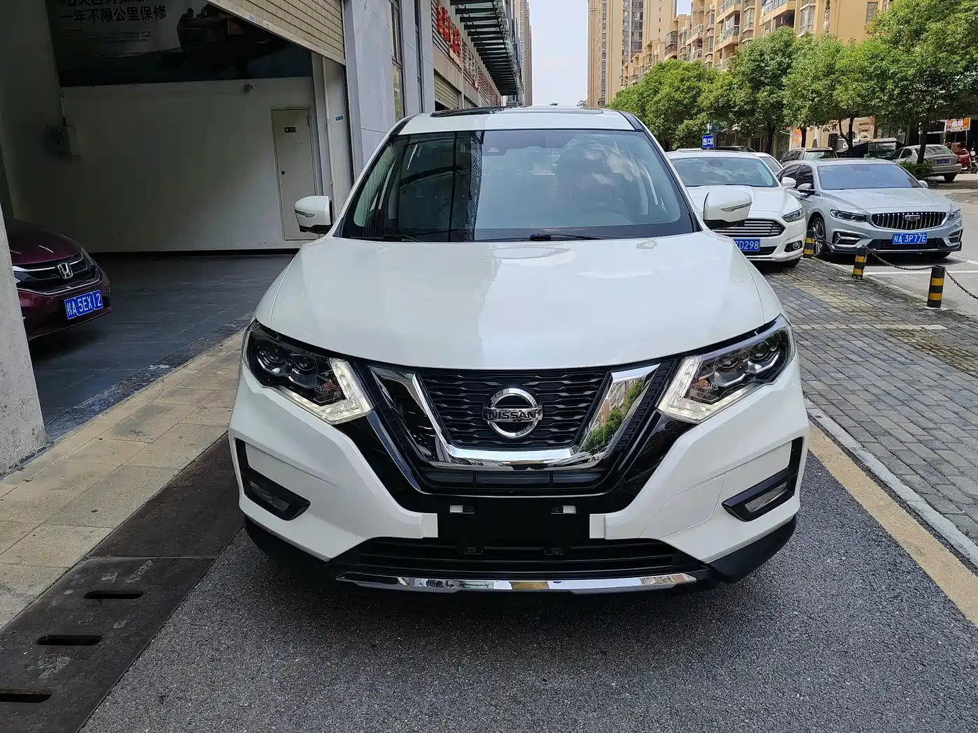 Nissan X-Trail, миниатюра 2