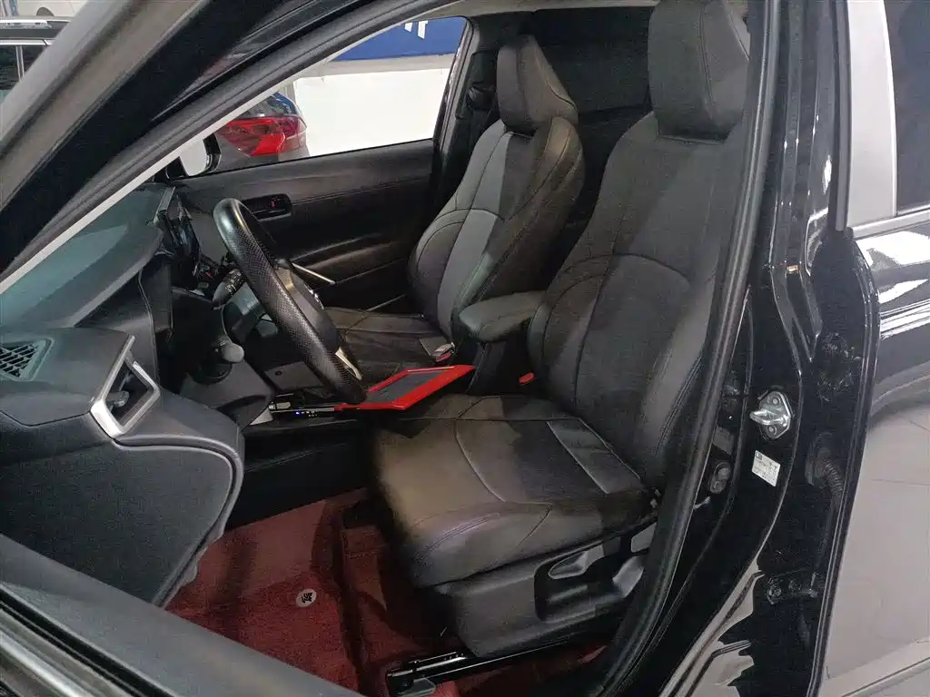 Toyota Frontlander 2024 2.0L Smart Hybrid Dual Engine Leading Edition фото 11