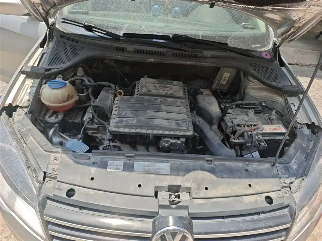 Volkswagen Jetta 2013 1.6L Automatic Comfort фото 17