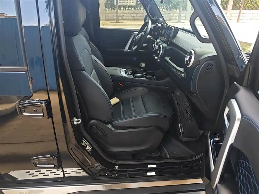 BAIC ORV Beijing Offroad BJ40 2024 2.0T Urban Hunter Glory Edition фото 25