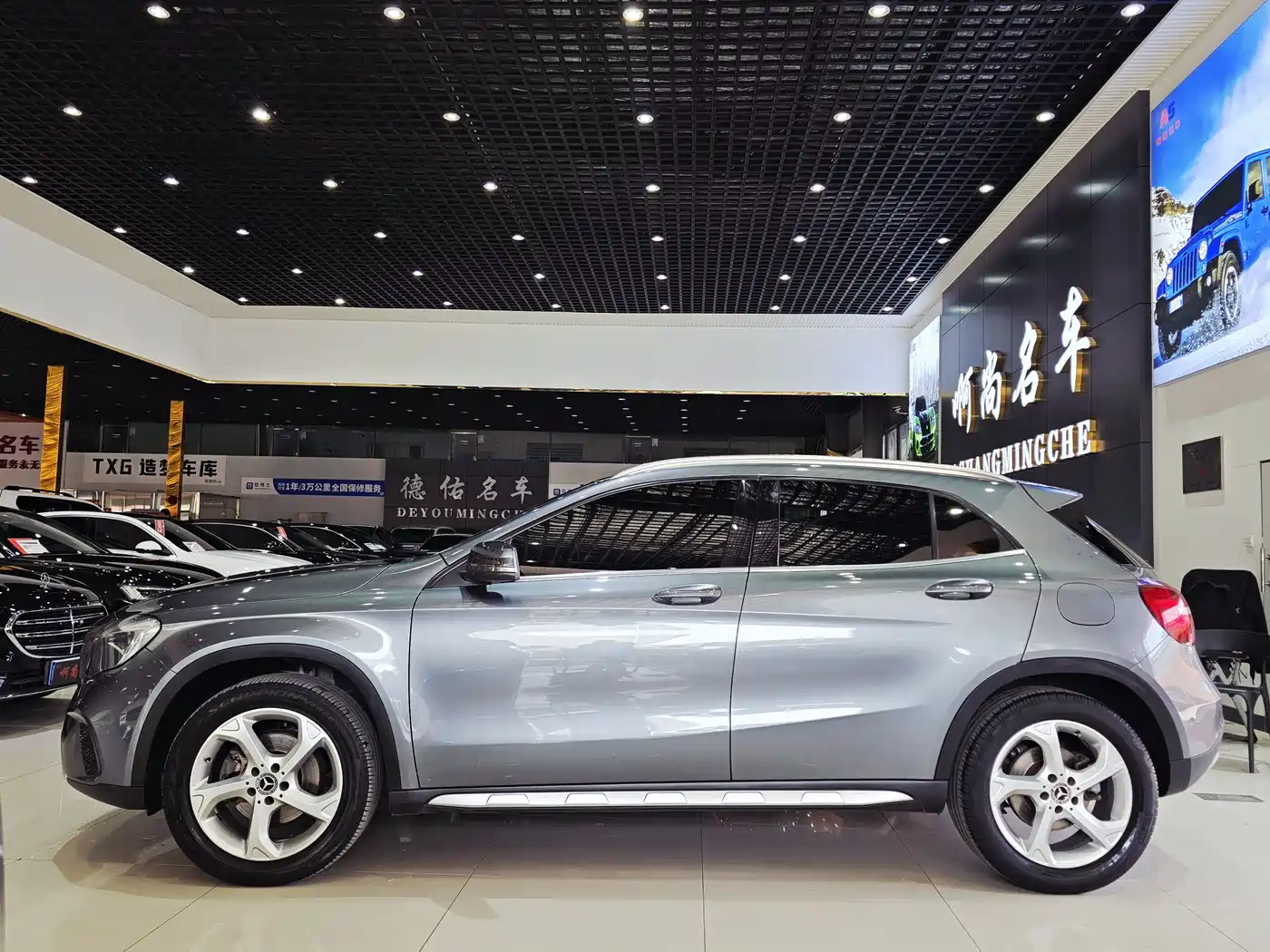 Mercedes-Benz GLA 2017 GLA 200 Dynamic фото 5